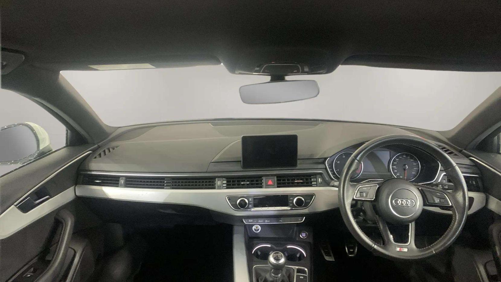 Audi A4 2.0 TDI ultra Sport Saloon 4dr Diesel Manual Euro 6 (s/s) (150 ps)
