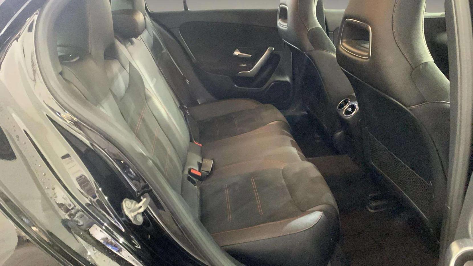 Mercedes-Benz A Class 1.5 A180d AMG Line Hatchback 5dr Diesel 7G-DCT Euro 6 (s/s) (116 ps)
