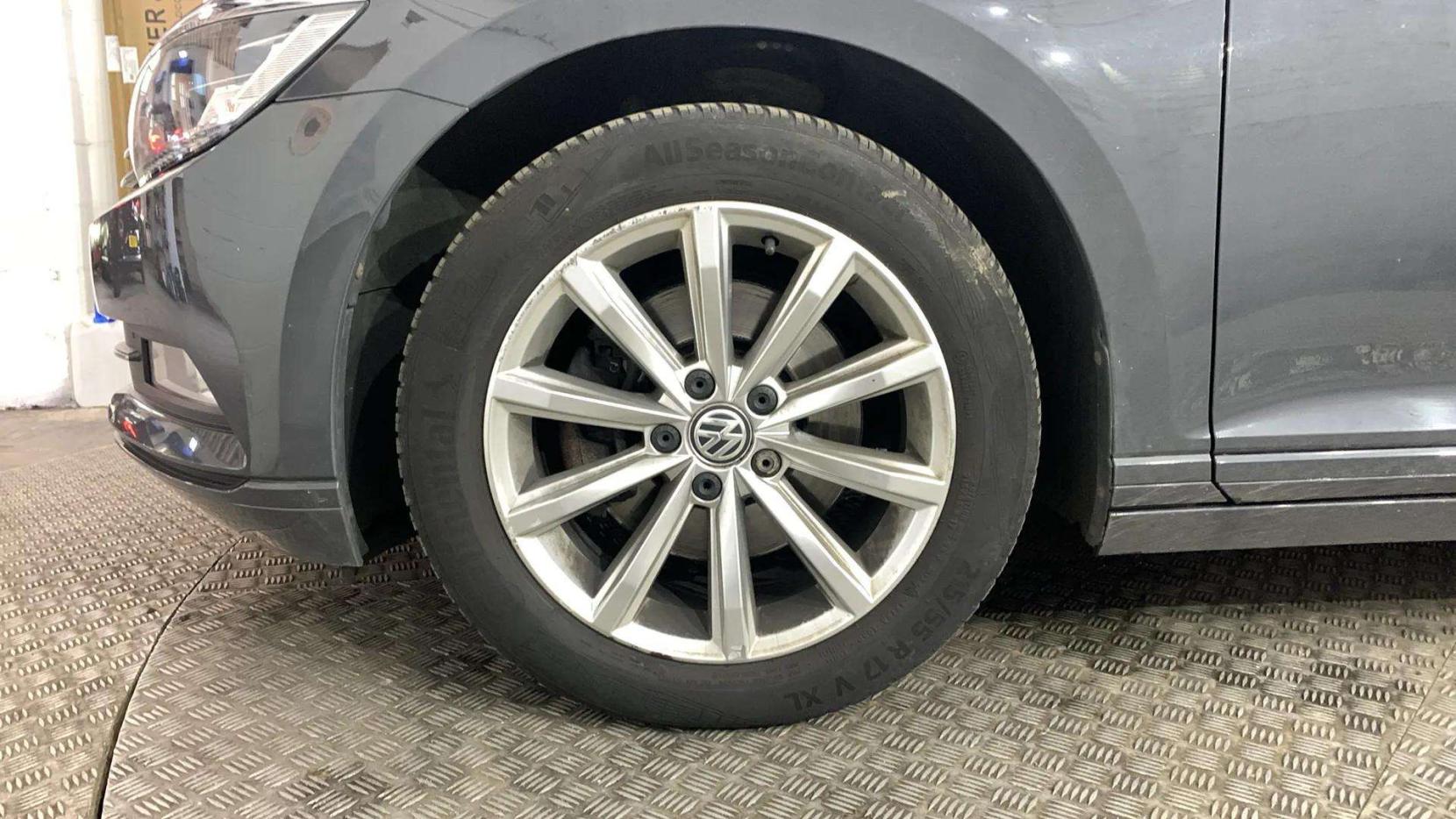 Volkswagen Passat 1.5 TSI EVO SE Business Saloon 4dr Petrol Manual Euro 6 (s/s) (150 ps)