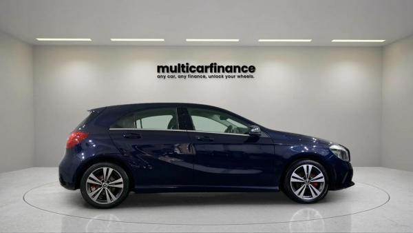 Mercedes-Benz A Class 1.5 A180d Sport Hatchback 5dr Diesel 7G-DCT Euro 6 (s/s) (109 ps)