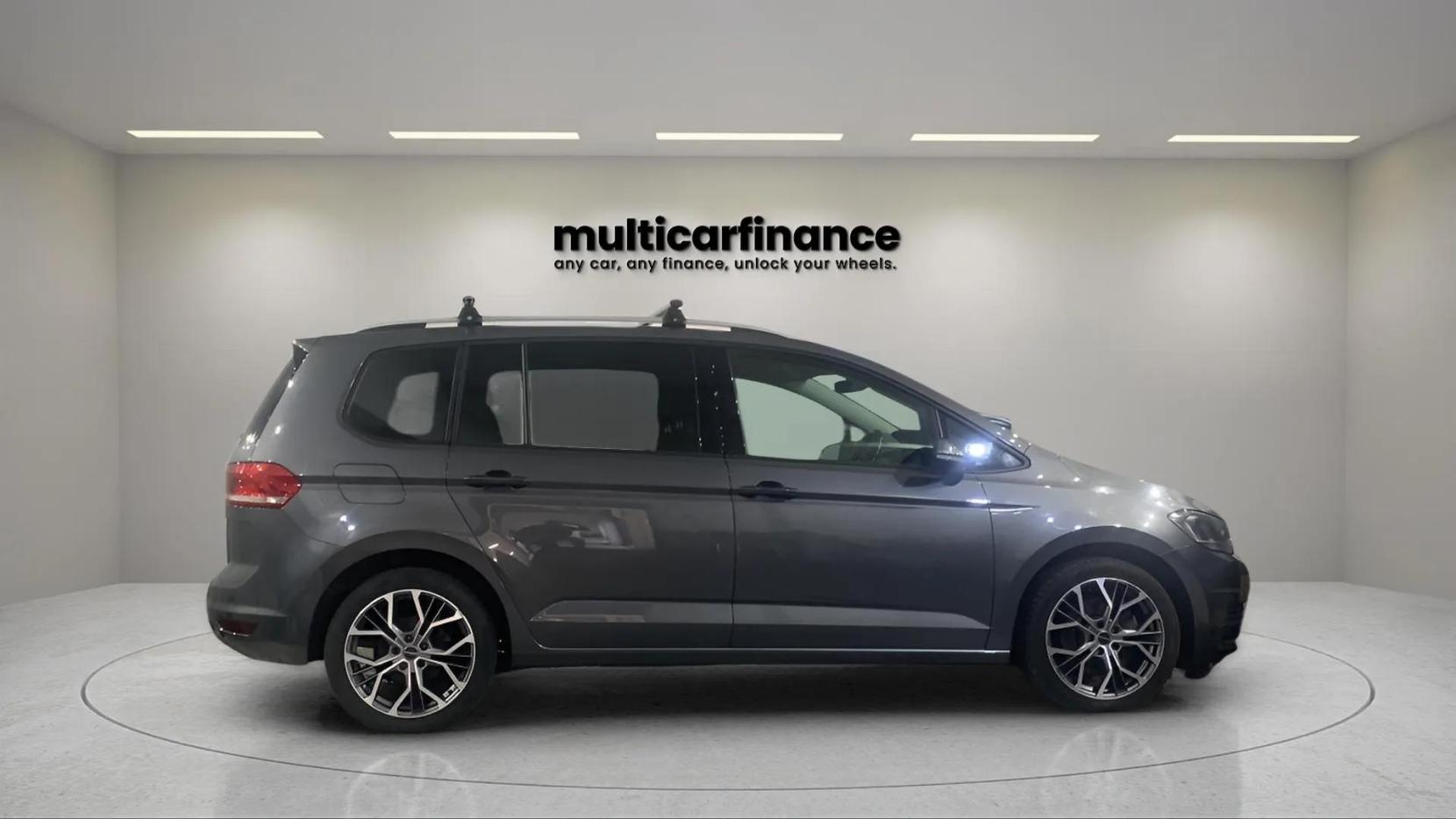 Volkswagen Touran 1.6 TDI SE Family MPV 5dr Diesel DSG Euro 6 (s/s) (115 ps)
