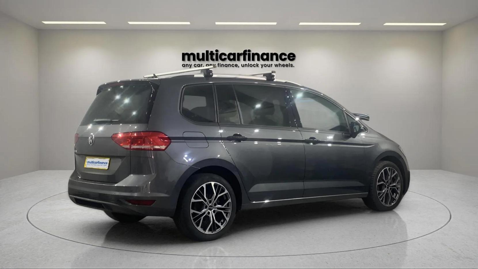 Volkswagen Touran 1.6 TDI SE Family MPV 5dr Diesel DSG Euro 6 (s/s) (115 ps)
