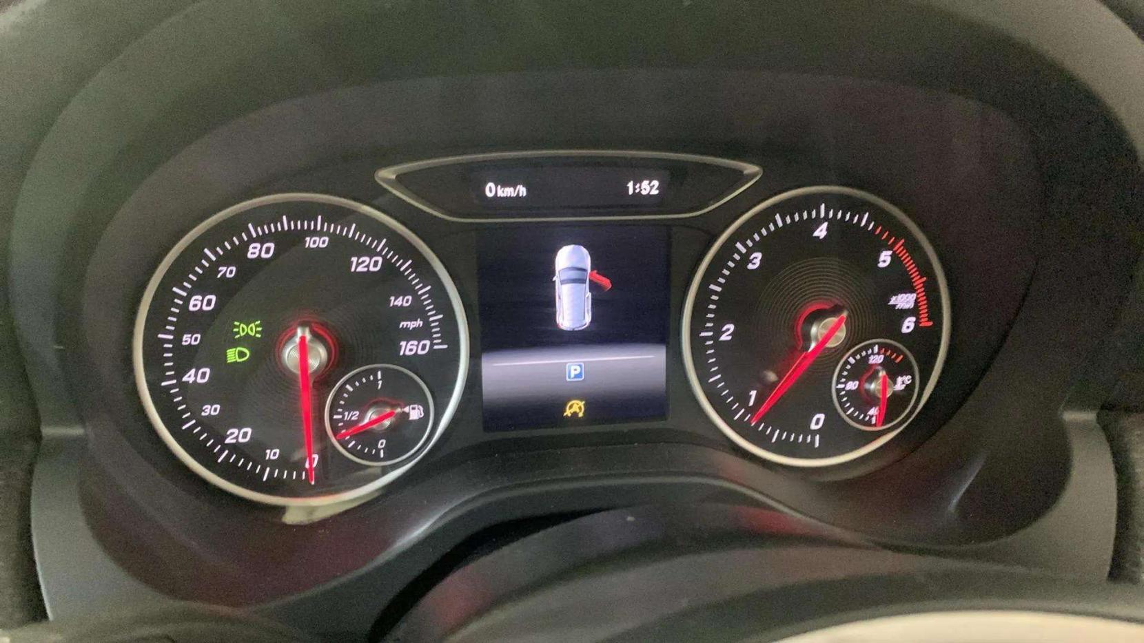 Mercedes-Benz A Class 1.5 A180d SE (Executive) Hatchback 5dr Diesel Manual Euro 6 (s/s) (109 ps)