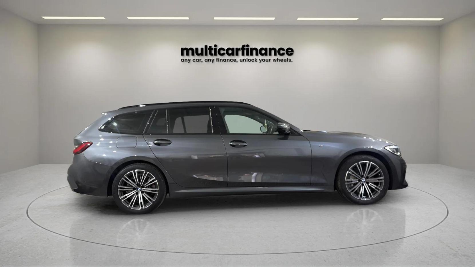BMW 3 Series 2.0 330e 12kWh M Sport Touring 5dr Petrol Plug-in Hybrid Auto Euro 6 (s/s) (292 ps)