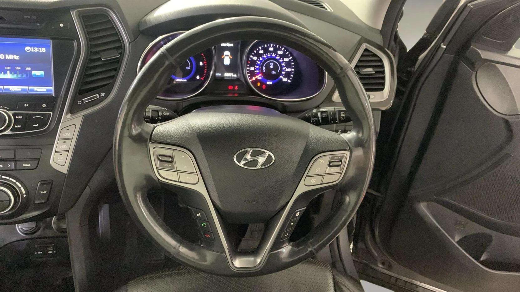 Hyundai Santa Fe 2.2 CRDi Premium SE SUV 5dr Diesel Manual 4WD Euro 5 (7 seat) (194 bhp)