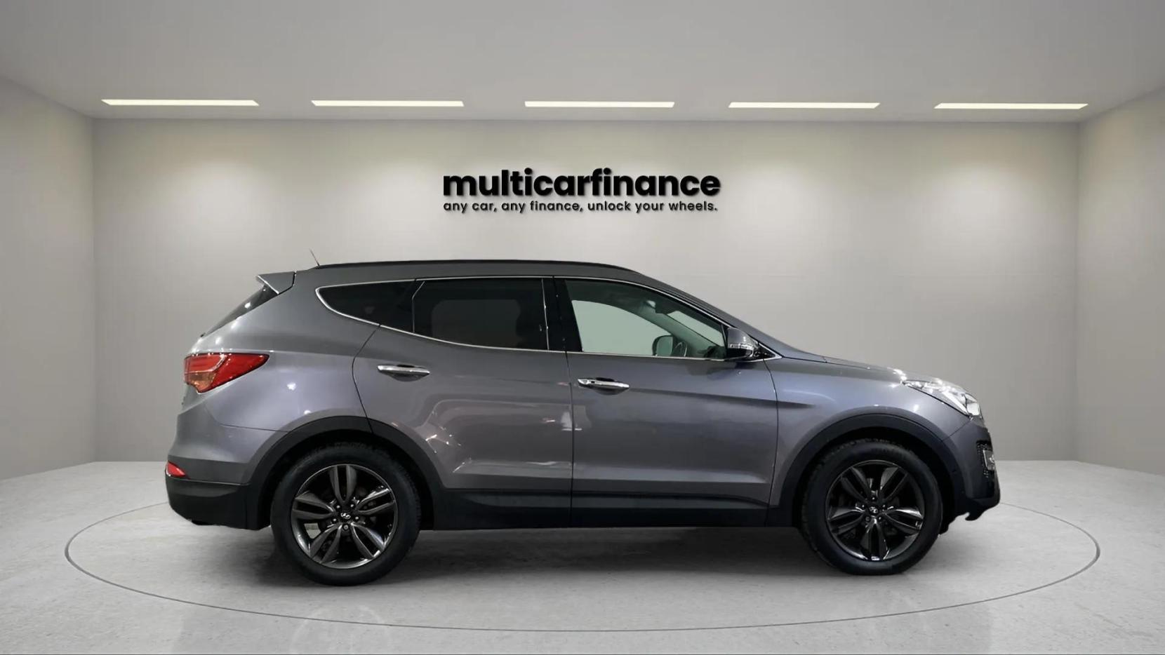 Hyundai Santa Fe 2.2 CRDi Premium SE SUV 5dr Diesel Manual 4WD Euro 5 (7 seat) (194 bhp)