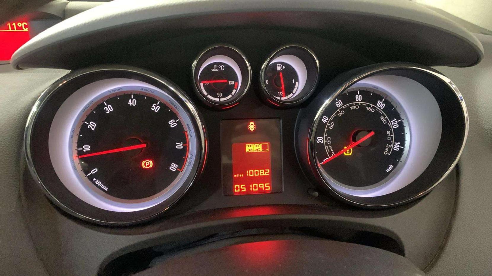 Vauxhall Meriva 1.4i Tech Line MPV 5dr Petrol Manual Euro 6 (100 ps)