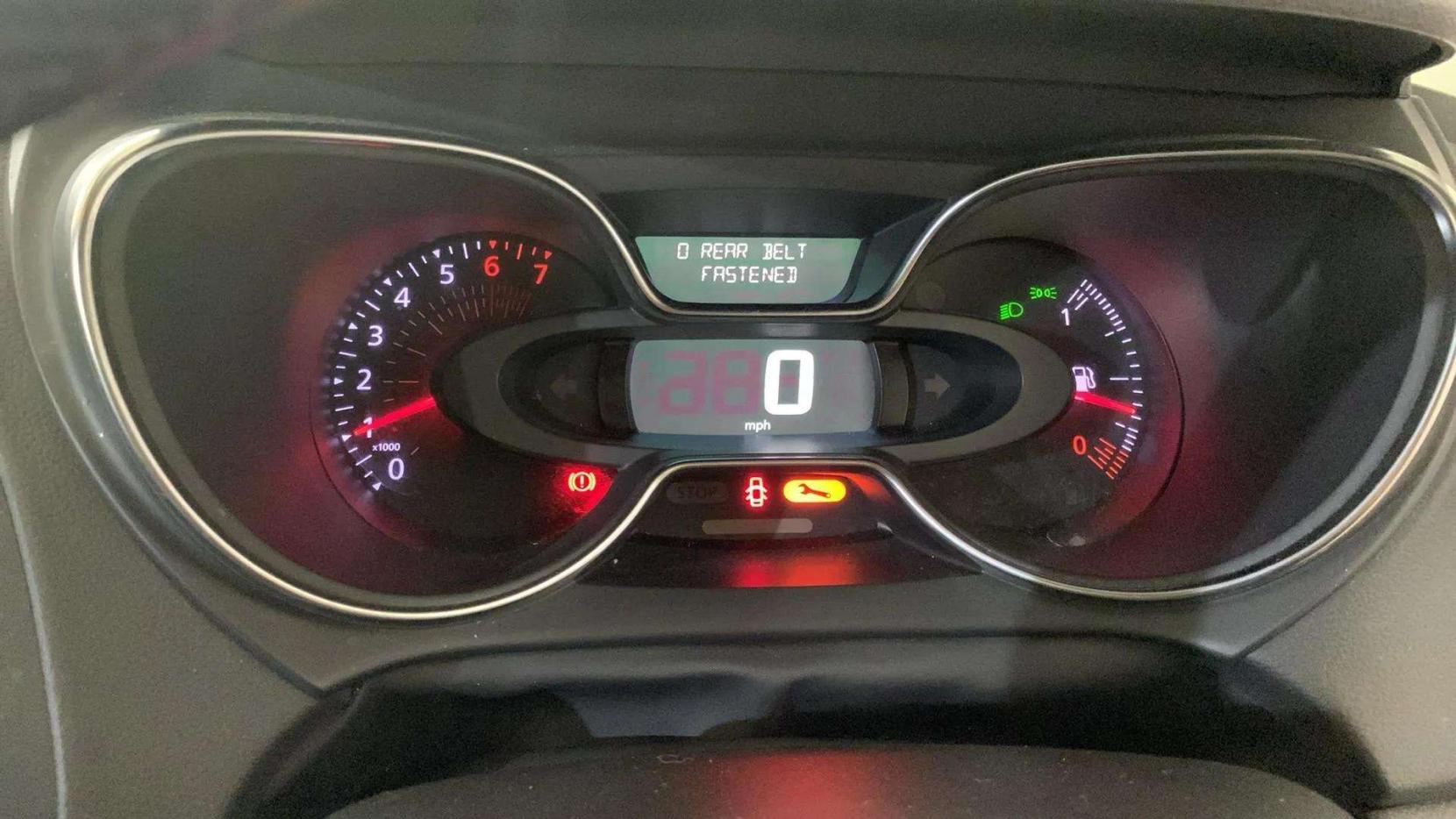 Renault Captur 0.9 TCe ENERGY Dynamique S Nav SUV 5dr Petrol Manual Euro 6 (s/s) (90 ps)