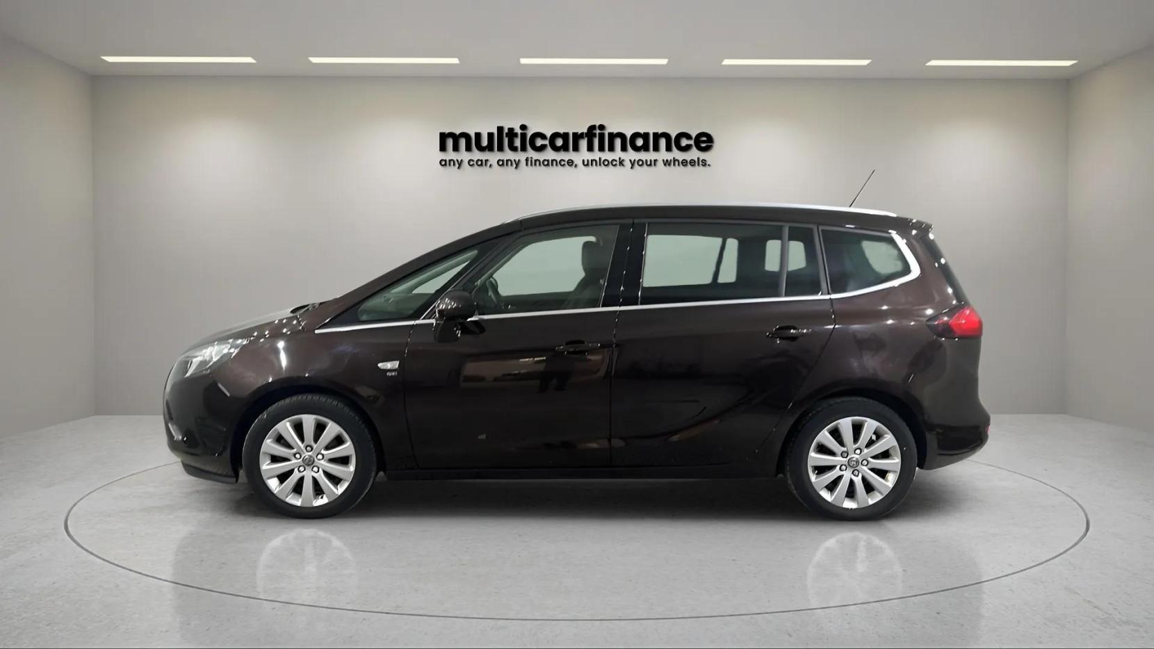 Vauxhall Zafira Tourer 1.4i Turbo SE MPV 5dr Petrol Manual Euro 6 (140 ps)