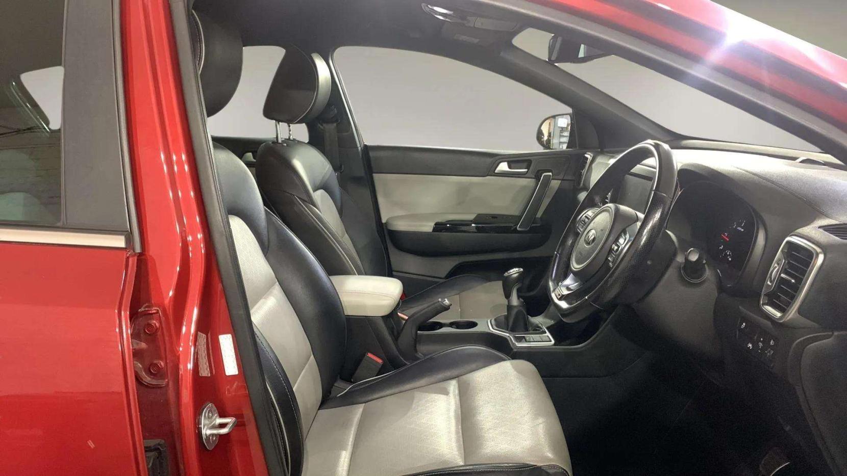 Kia Sportage 2.0 CRDi GT-Line SUV 5dr Diesel Manual AWD Euro 6 (134 bhp)