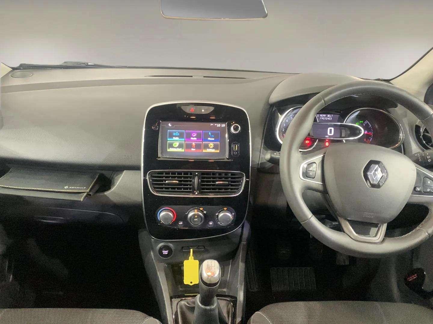 Renault Clio 1.2 16V Dynamique Nav Hatchback 5dr Petrol Manual Euro 6 (75 ps)