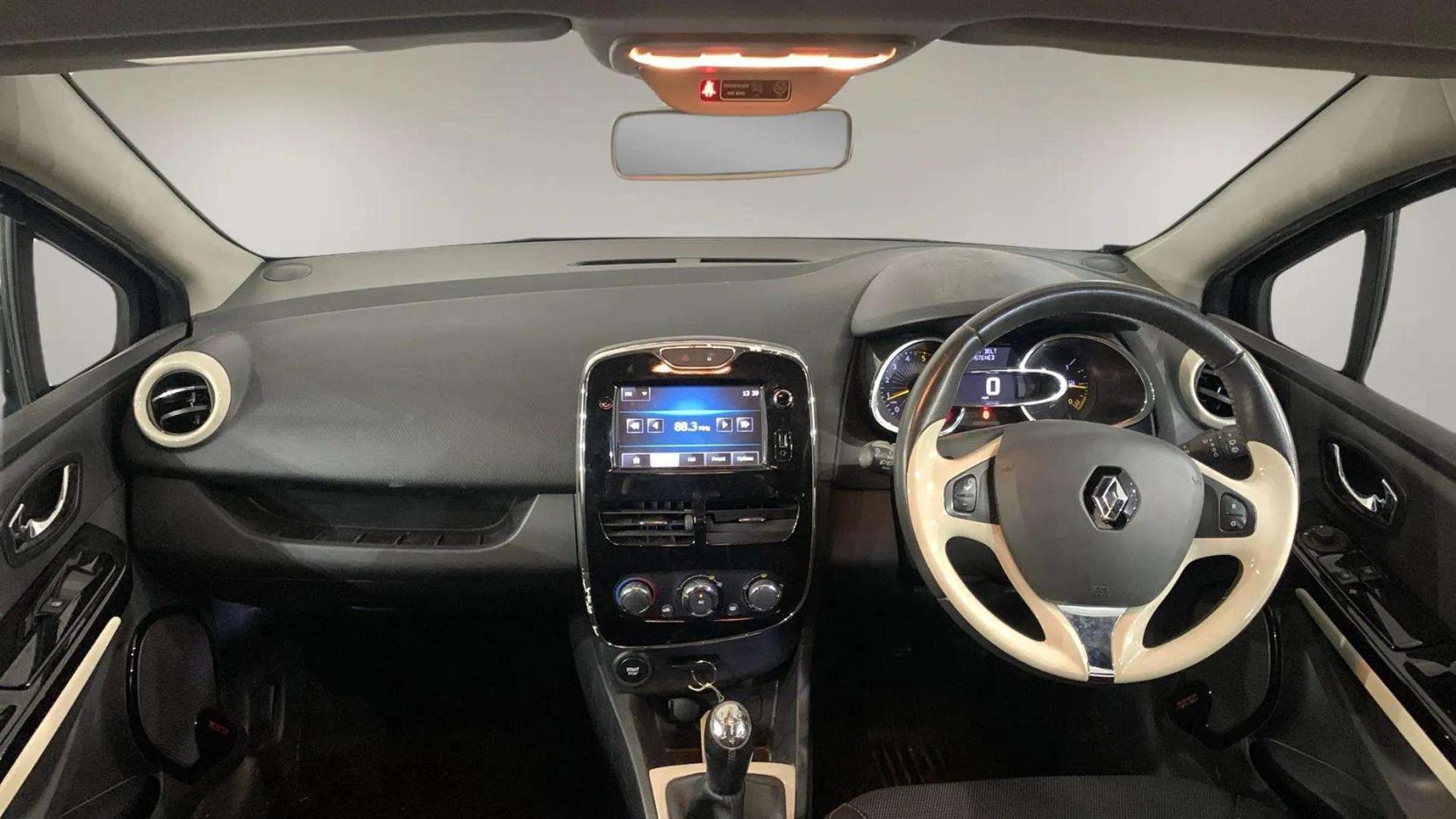 Renault Clio 1.5 dCi Dynamique MediaNav Hatchback 5dr Diesel Manual Euro 5 (s/s) (90 ps)
