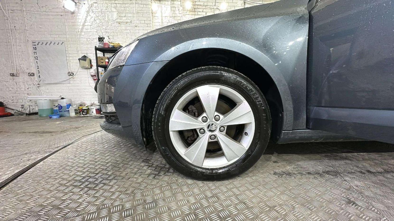 Skoda Octavia 1.5 TSI ACT SE Technology Estate 5dr Petrol Manual Euro 6 (s/s) (150 ps)