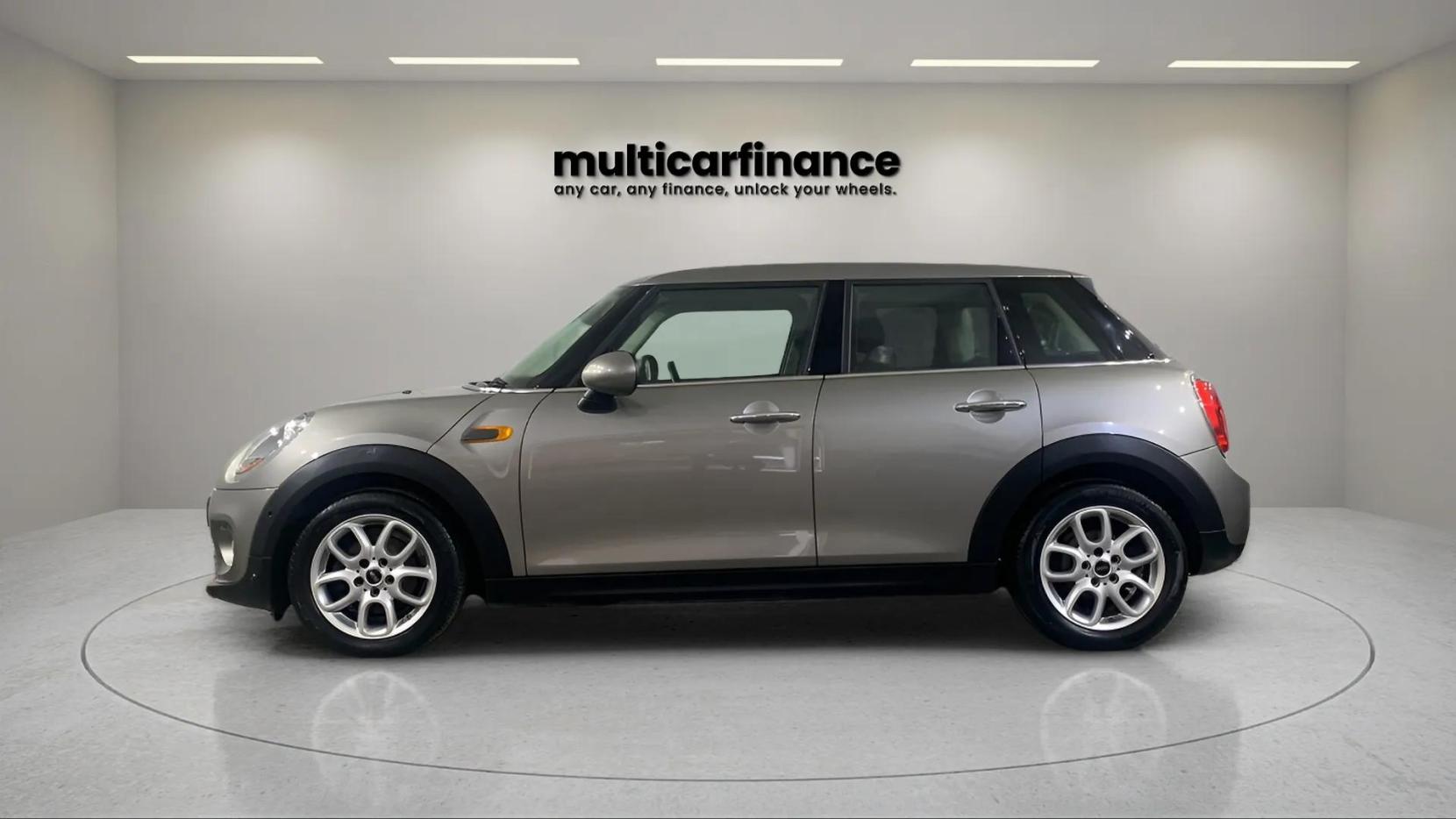 MINI Hatch 1.5 Cooper D Hatchback 5dr Diesel Manual Euro 6 (s/s) (116 ps)