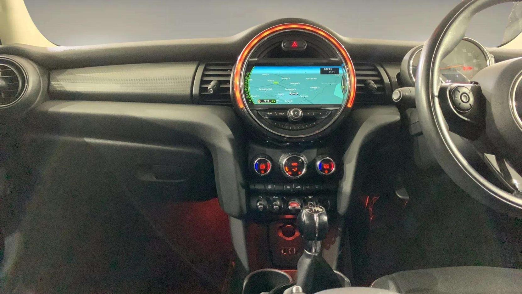 MINI Hatch 1.5 Cooper D Hatchback 5dr Diesel Manual Euro 6 (s/s) (116 ps)