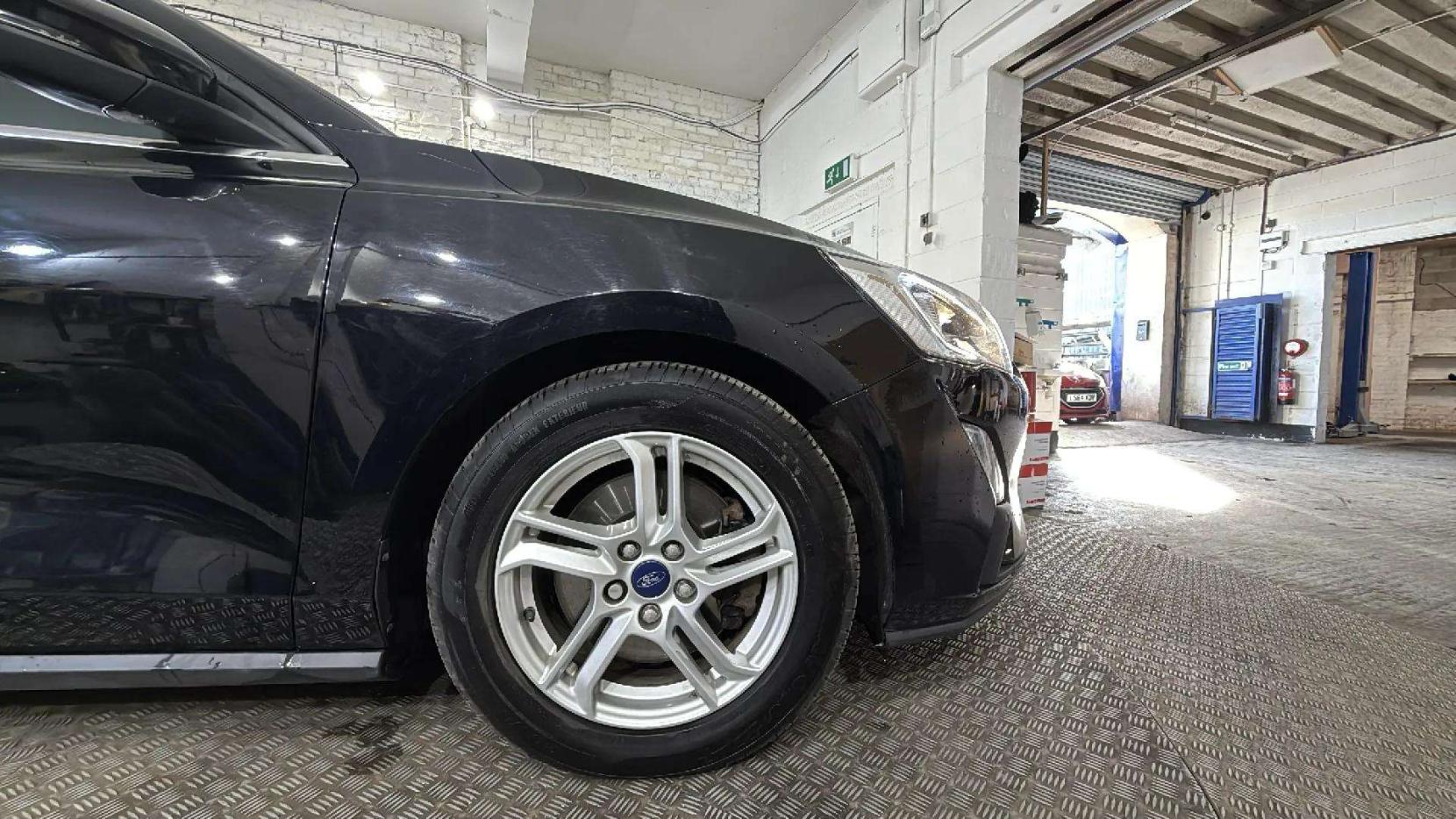 Ford Focus 1.5 EcoBlue Zetec Estate 5dr Diesel Auto Euro 6 (s/s) (120 ps)