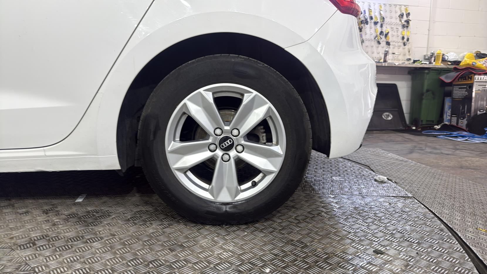 Audi A1 1.0 TFSI 30 Technik Sportback 5dr Petrol Manual Euro 6 (s/s) (110 ps)