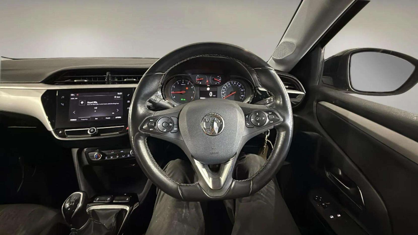 Vauxhall Corsa 1.2 SE Hatchback 5dr Petrol Manual Euro 6 (75 ps)