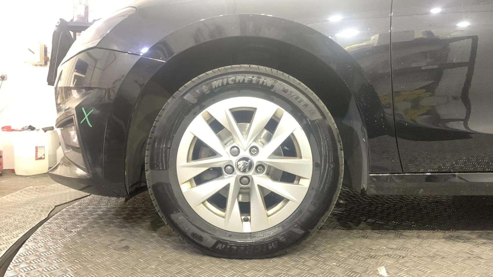 Skoda Fabia 1.0 MPI SE Comfort Hatchback 5dr Petrol Manual Euro 6 (s/s) (80 ps)