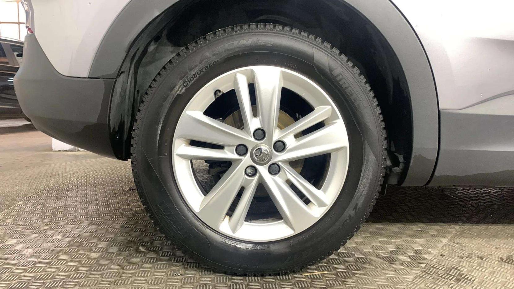 Vauxhall Grandland X 1.2 Turbo GPF SE SUV 5dr Petrol Manual Euro 6 (s/s) (130 ps)