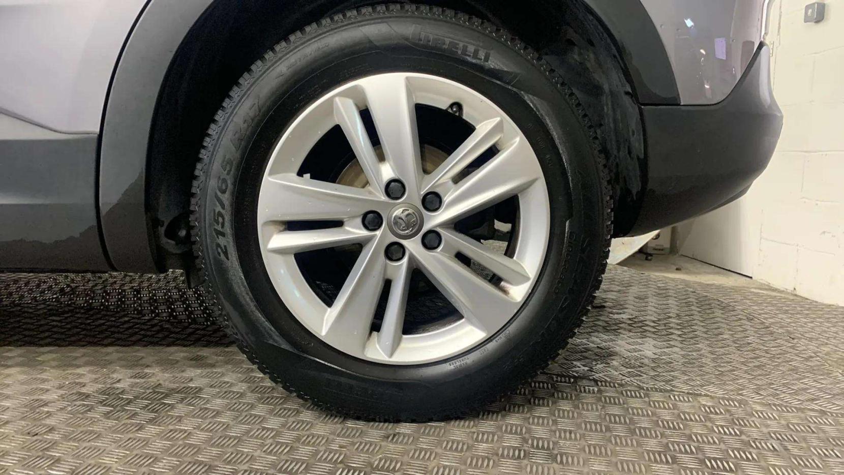Vauxhall Grandland X 1.2 Turbo GPF SE SUV 5dr Petrol Manual Euro 6 (s/s) (130 ps)