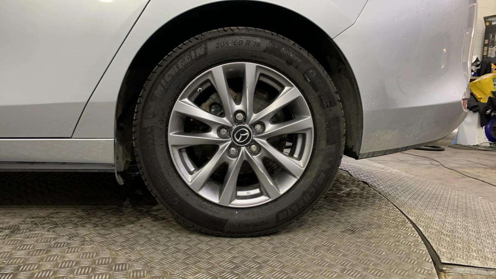 Mazda Mazda3 2.0 SKYACTIV-X MHEV SE-L Lux Saloon 4dr Petrol Manual Euro 6 (s/s) (180 ps)