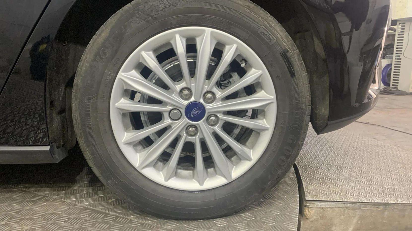 Ford Focus 1.0T EcoBoost MHEV Titanium Edition Hatchback 5dr Petrol Manual Euro 6 (s/s) (155 ps)