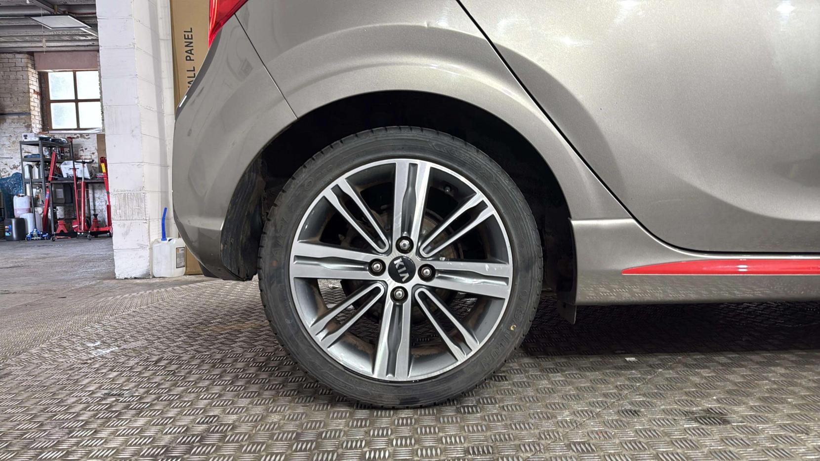 Kia Picanto 1.0 GT-Line Hatchback 5dr Petrol Manual Euro 6 (66 bhp)