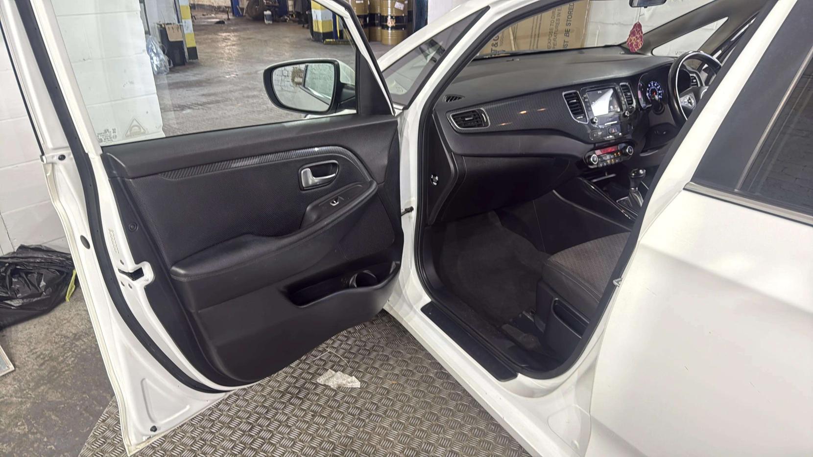 Kia Carens 1.7 CRDi 2 MPV 5dr Diesel DCT Euro 6 (s/s) (139 bhp)