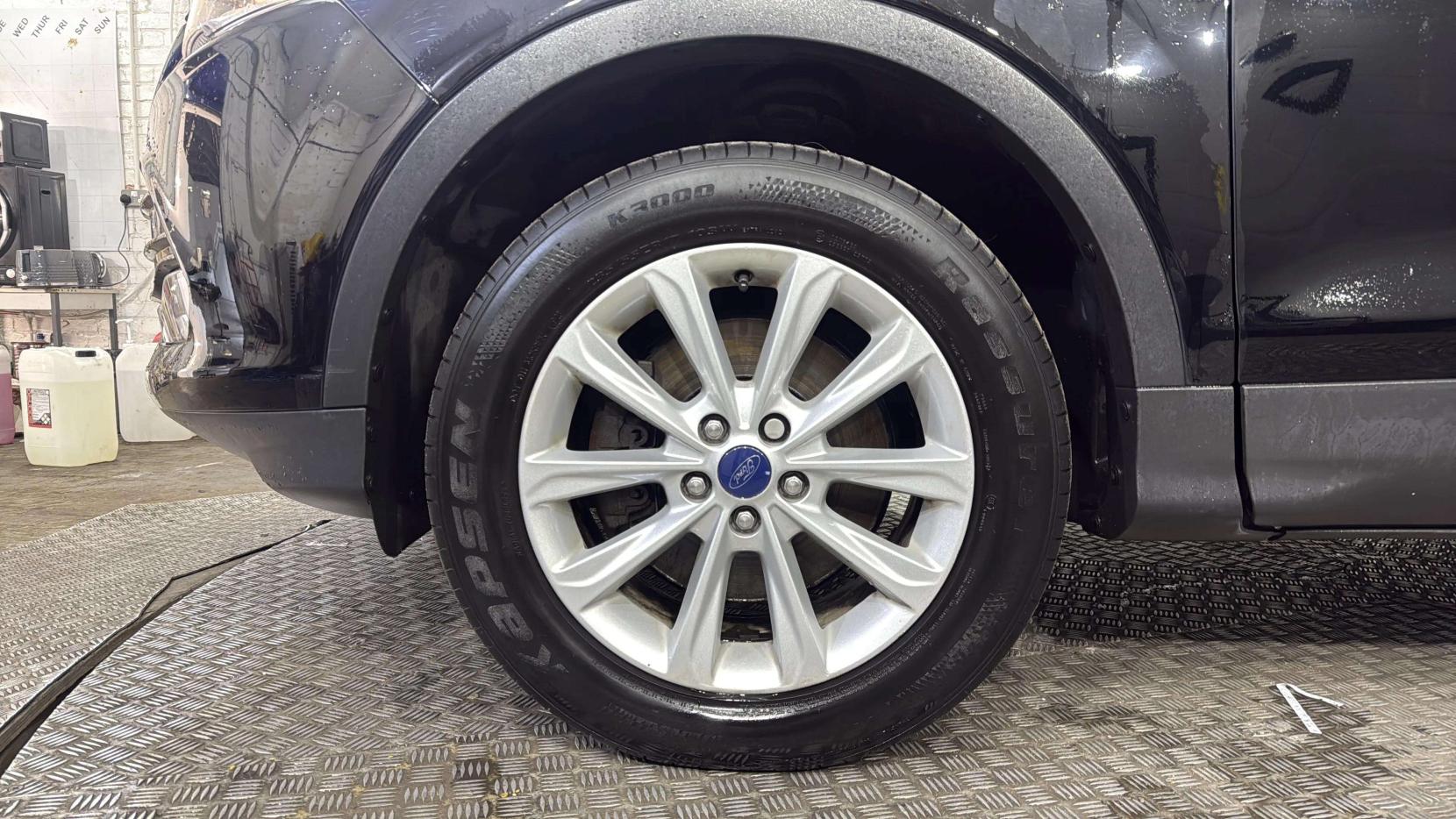 Ford Kuga 2.0 TDCi Titanium SUV 5dr Diesel Manual 2WD Euro 6 (s/s) (150 ps)