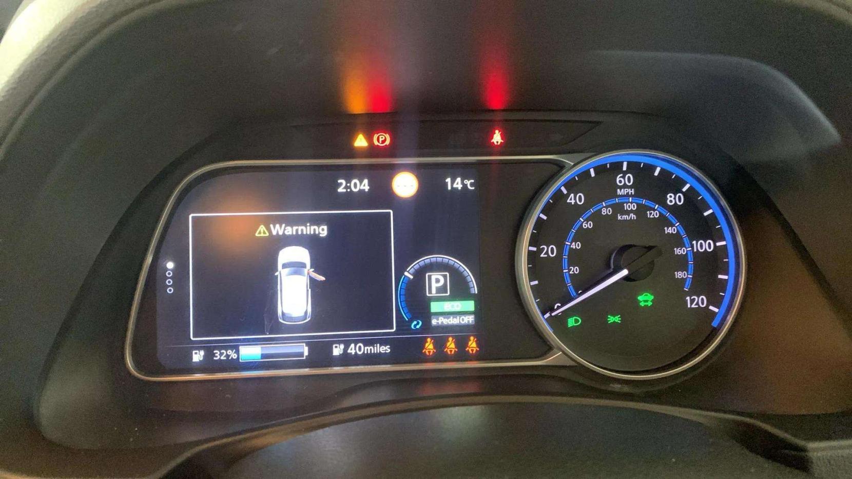 Nissan Leaf 40kWh Tekna Hatchback 5dr Electric Auto (150 ps)