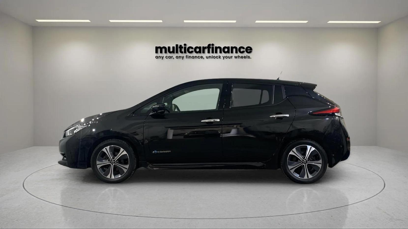 Nissan Leaf 40kWh Tekna Hatchback 5dr Electric Auto (150 ps)