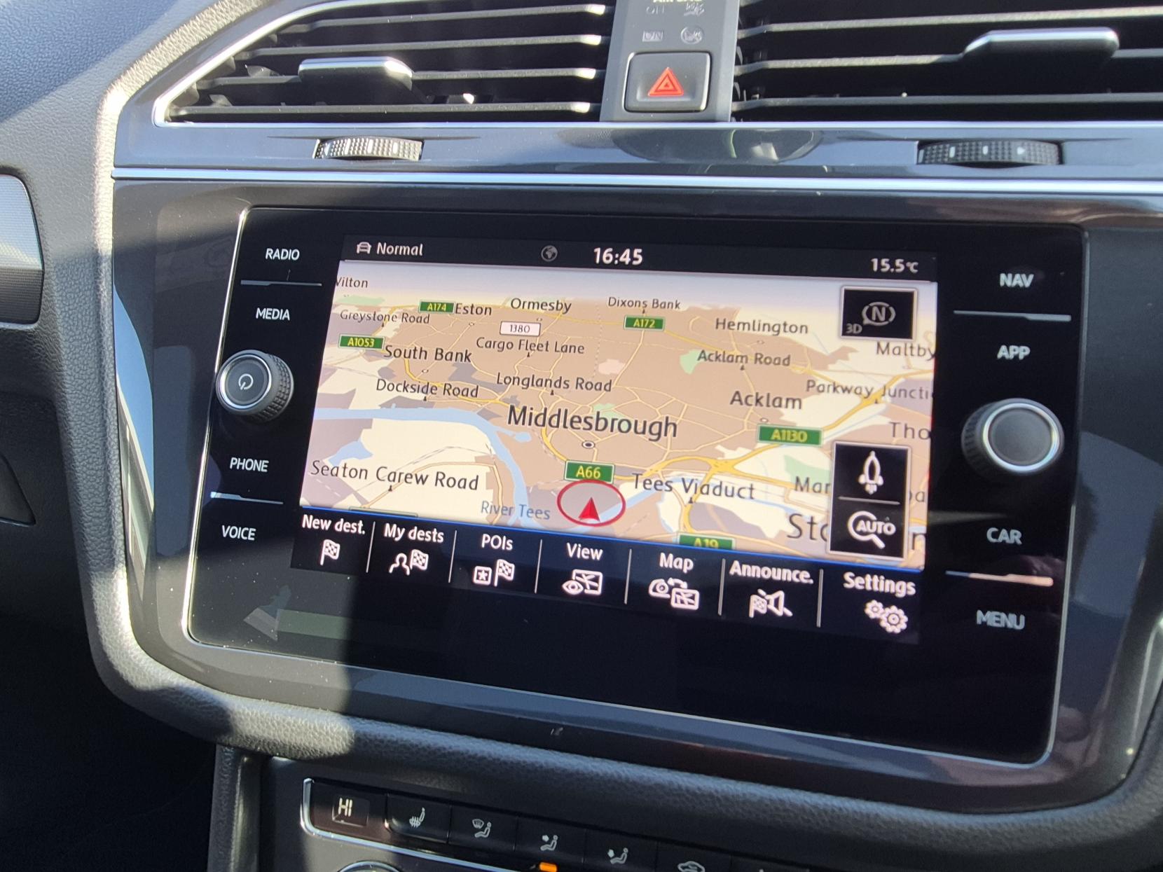 Volkswagen Tiguan 2.0 TDI R-Line SUV 5dr Diesel DSG 4Motion Euro 6 (s/s) (150 ps)