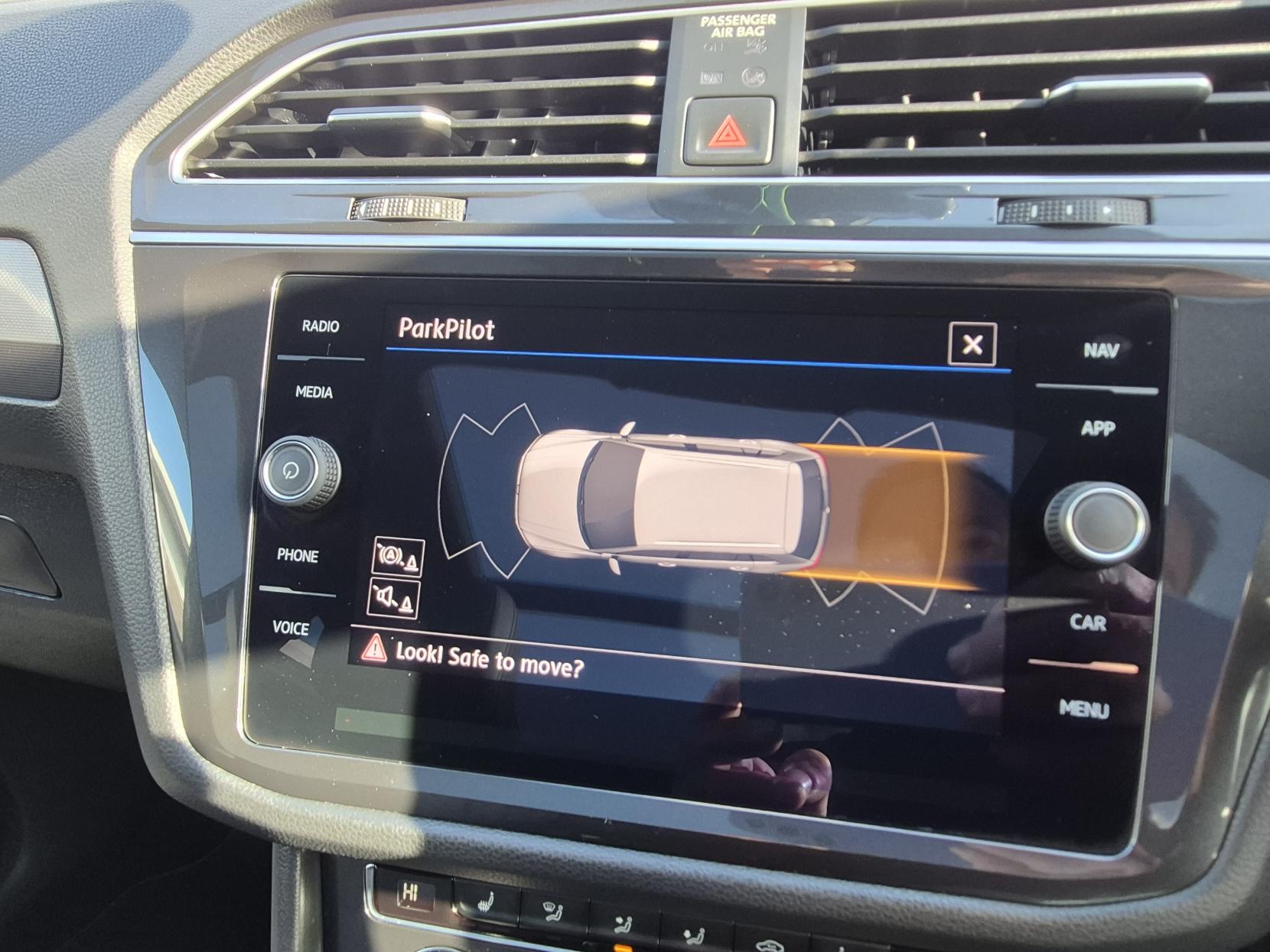 Volkswagen Tiguan 2.0 TDI R-Line SUV 5dr Diesel DSG 4Motion Euro 6 (s/s) (150 ps)