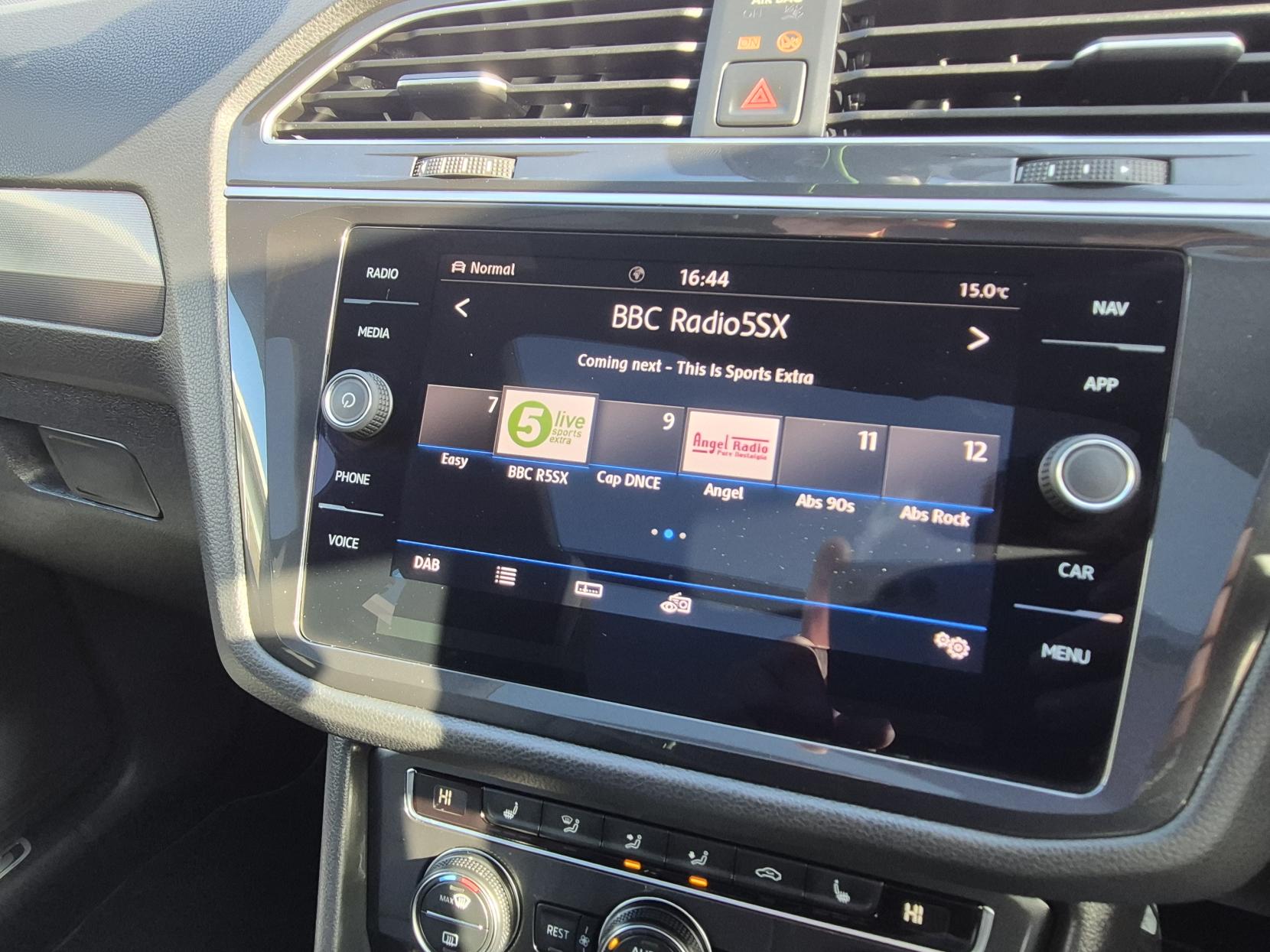 Volkswagen Tiguan 2.0 TDI R-Line SUV 5dr Diesel DSG 4Motion Euro 6 (s/s) (150 ps)