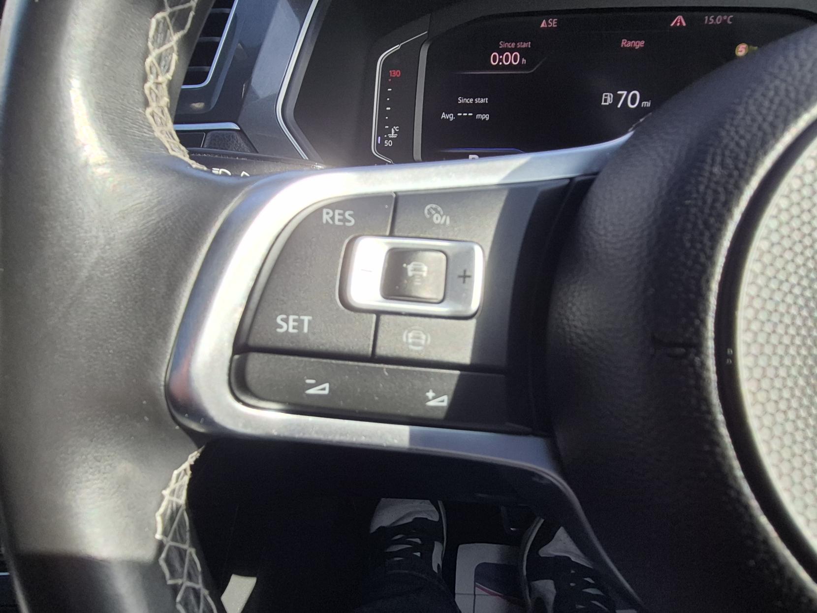 Volkswagen Tiguan 2.0 TDI R-Line SUV 5dr Diesel DSG 4Motion Euro 6 (s/s) (150 ps)