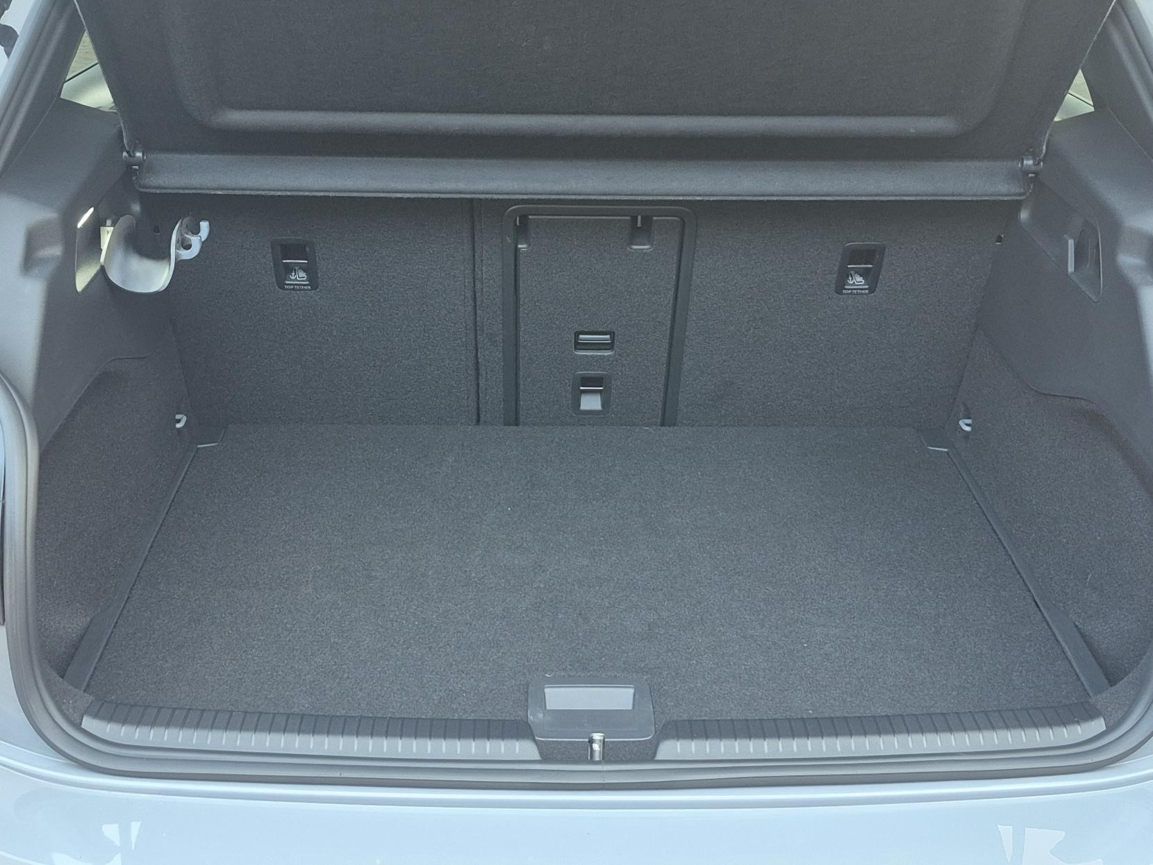 Volkswagen ID.3 Pro Performance 58kWh Family Hatchback 5dr Electric Auto (204 ps)