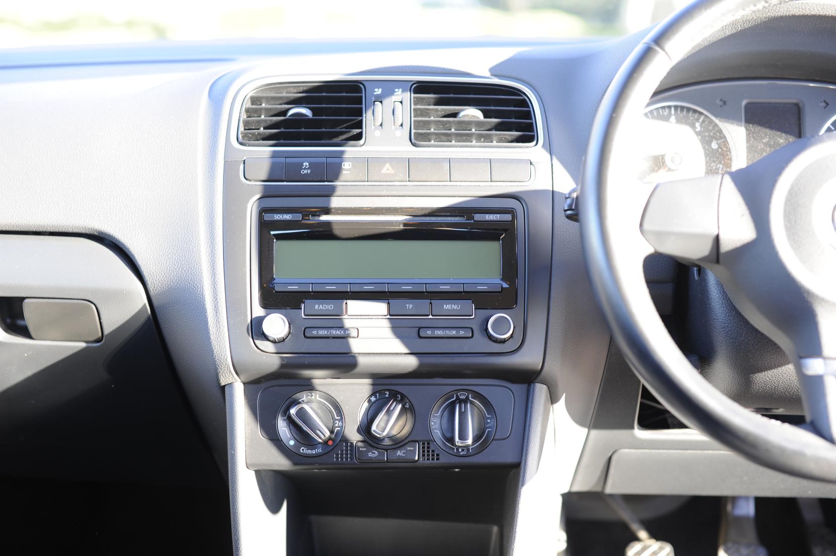 Volkswagen Polo 1.4 SEL Hatchback 5dr Petrol Manual Euro 5 (85 ps)