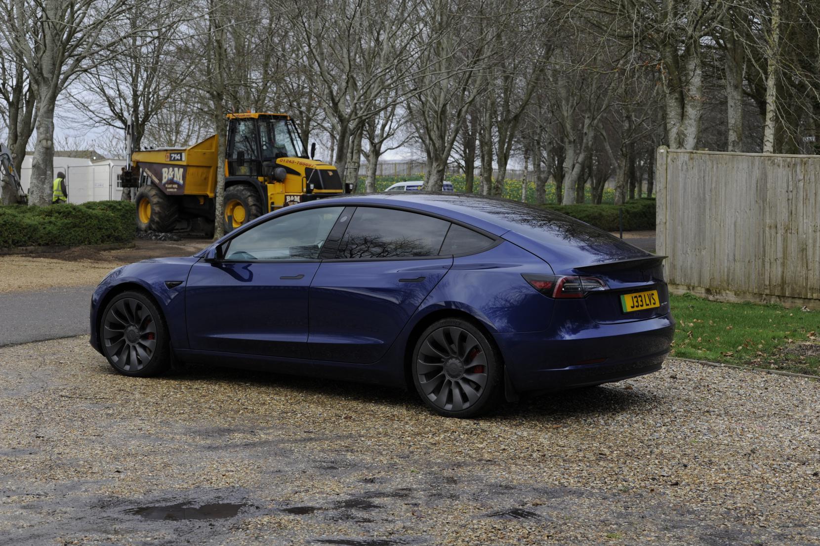 Tesla Model 3 (Dual Motor) Performance Saloon 4dr Electric Auto 4WDE (Performance Upgrade) (449 bhp)