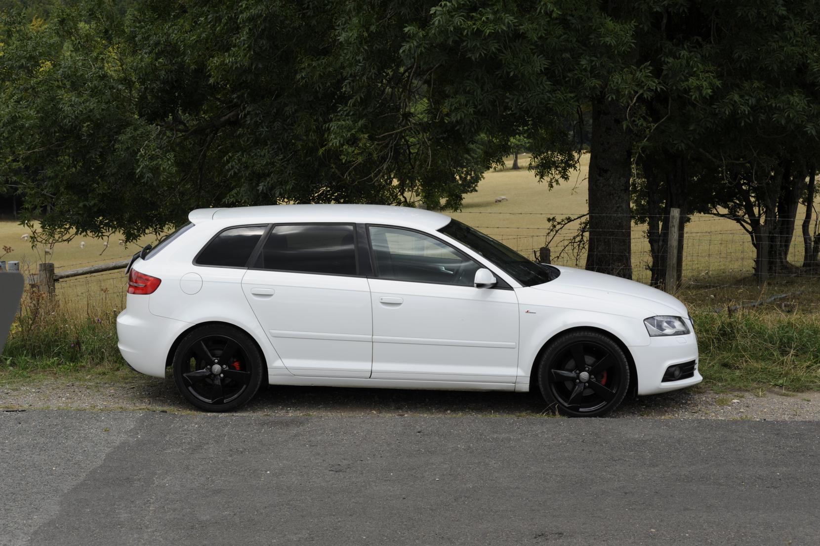 Audi A3 2.0 TDI Black Edition Sportback 5dr Diesel Manual Euro 5 (s/s) (140 ps)
