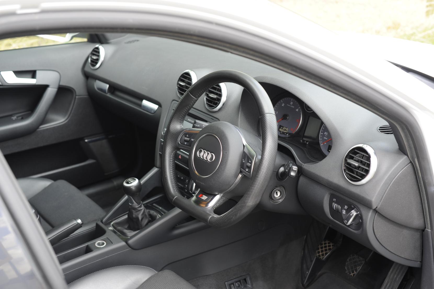 Audi A3 2.0 TDI Black Edition Sportback 5dr Diesel Manual Euro 5 (s/s) (140 ps)