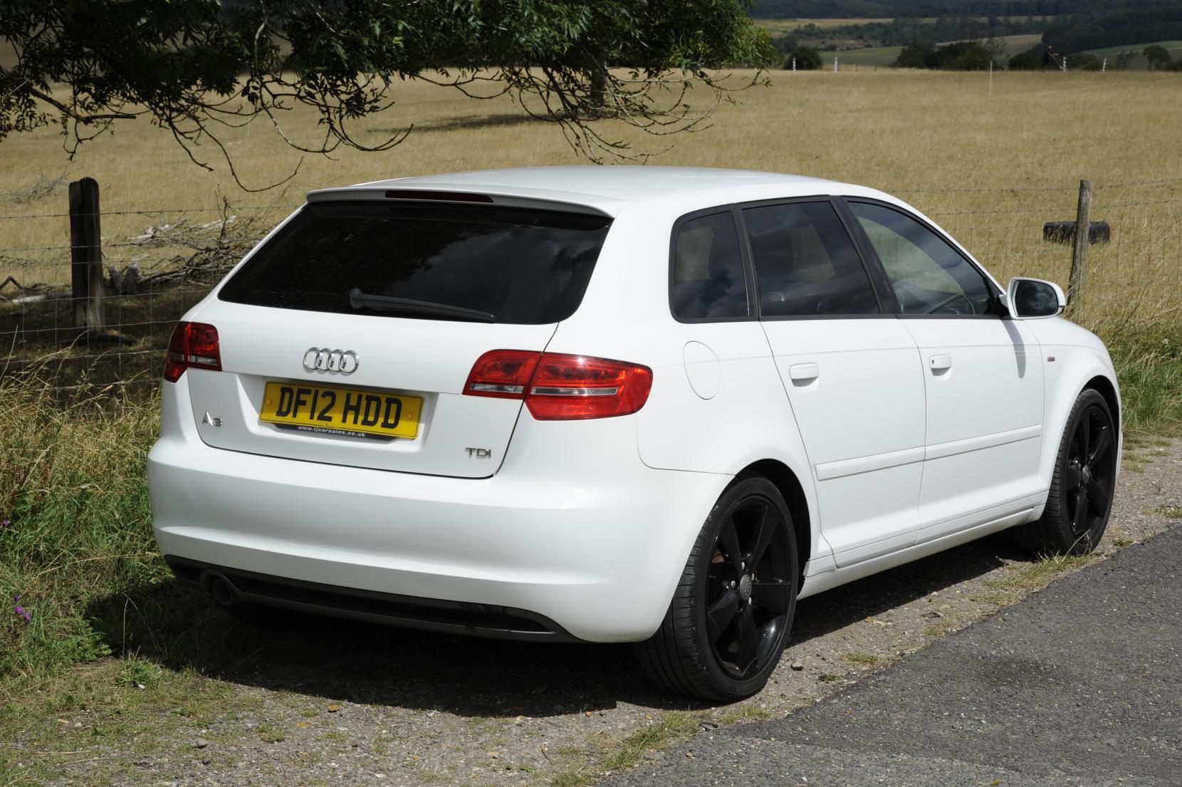 Audi A3 2.0 TDI Black Edition Sportback 5dr Diesel Manual Euro 5 (s/s) (140 ps)