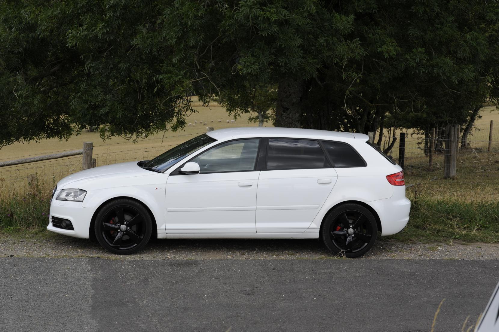 Audi A3 2.0 TDI Black Edition Sportback 5dr Diesel Manual Euro 5 (s/s) (140 ps)