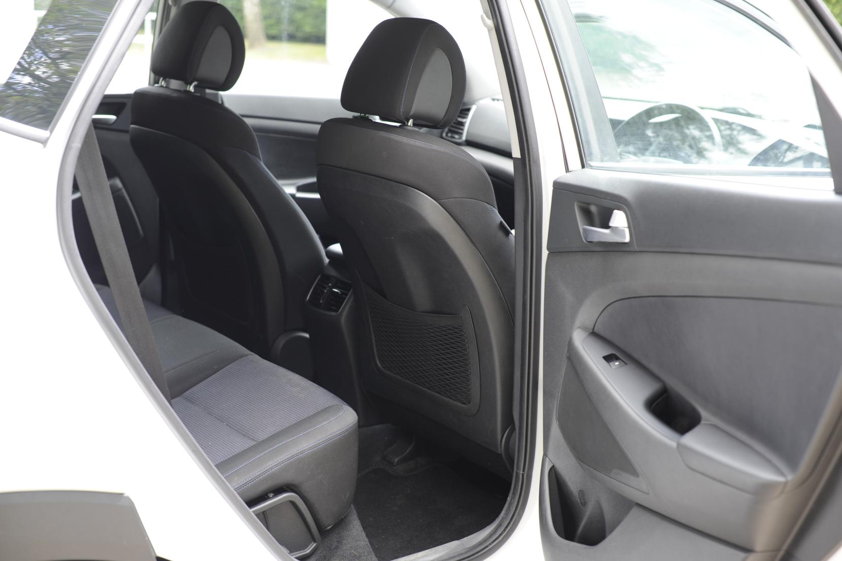 Hyundai TUCSON 1.6 GDi Blue Drive SE Nav SUV 5dr Petrol Manual Euro 6 (s/s) (132 ps)
