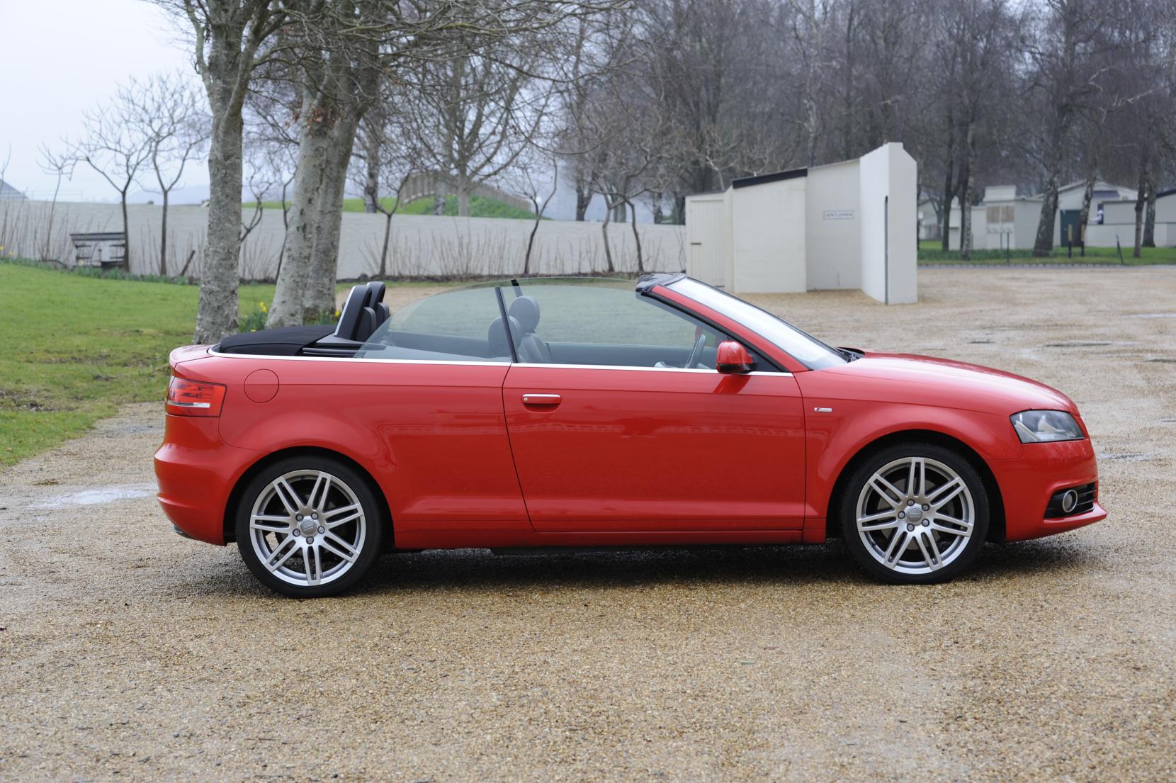 Audi A3 Cabriolet 2.0 TFSI S line Convertible 2dr Petrol S Tronic Euro 5 (200 ps)