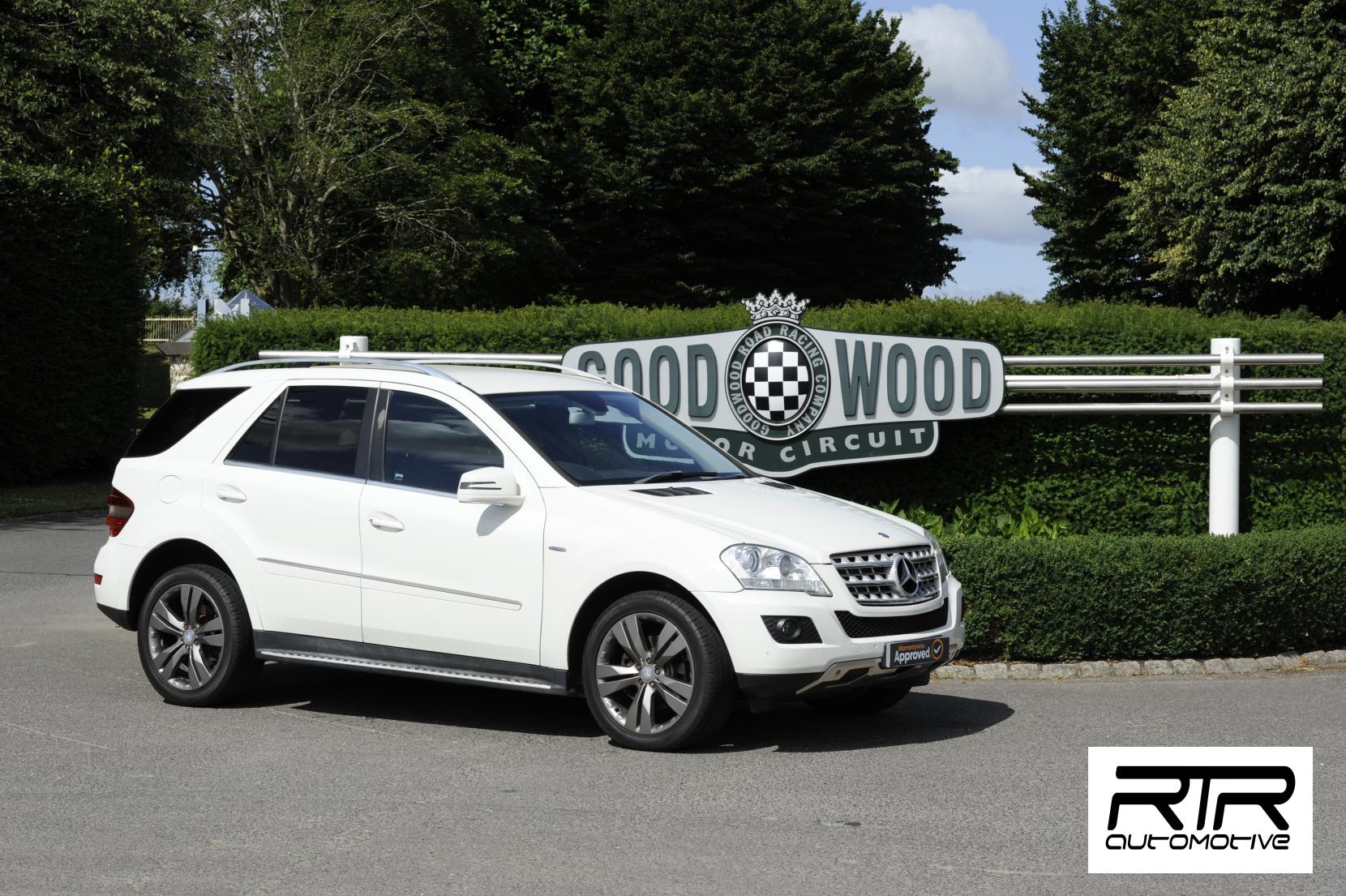 Mercedes-Benz M Class 3.0 ML300 CDI V6 BlueEfficiency Sport SUV 5dr Diesel G-Tronic 4WD Euro 5 (204 ps)