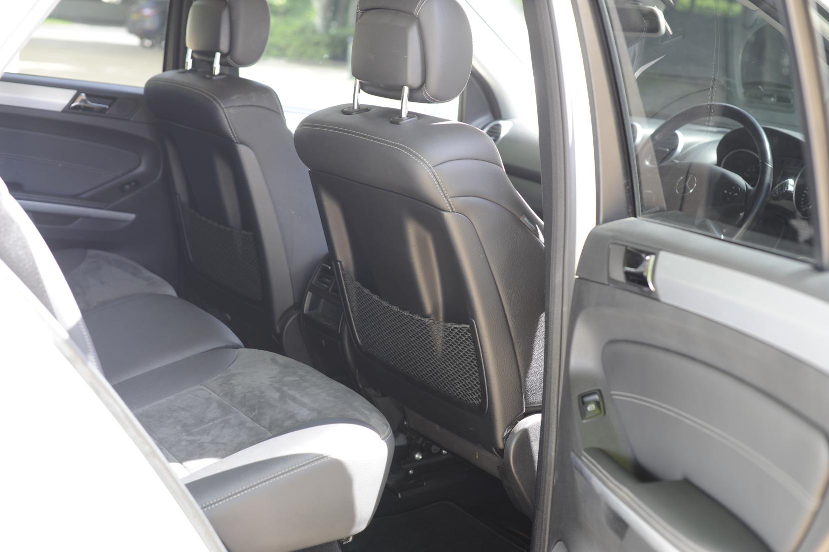 Mercedes-Benz M Class 3.0 ML300 CDI V6 BlueEfficiency Sport SUV 5dr Diesel G-Tronic 4WD Euro 5 (204 ps)