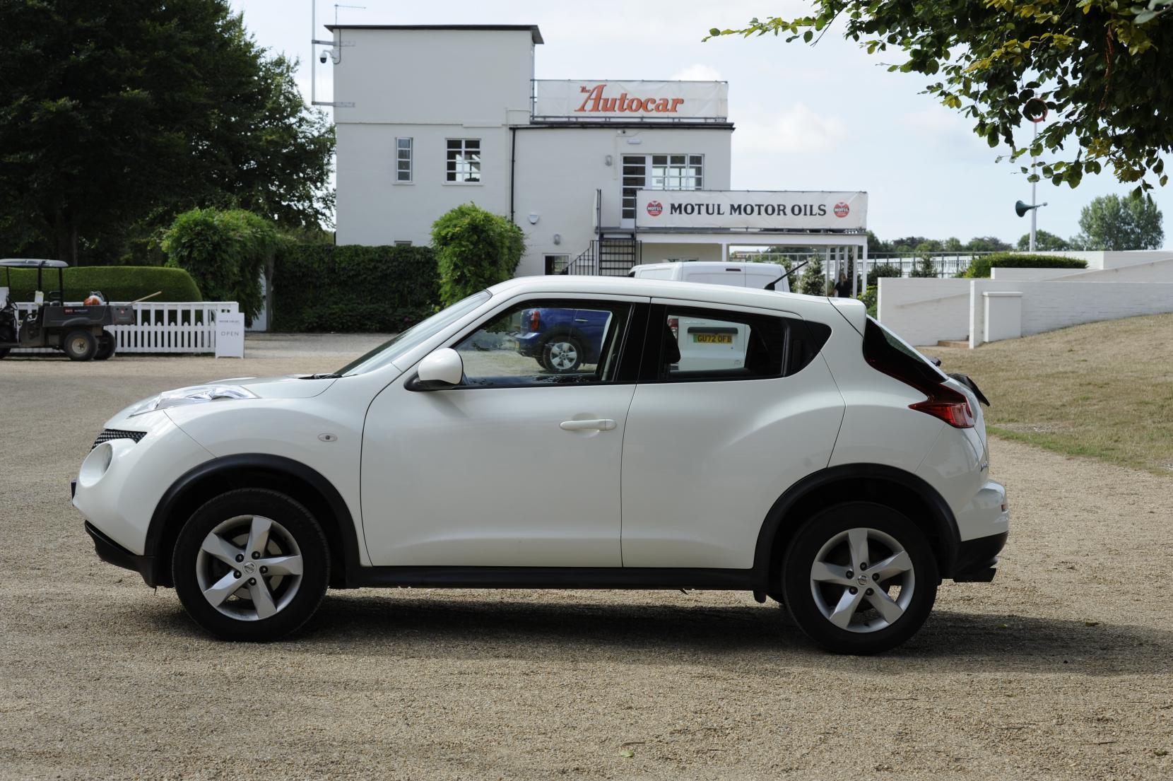 Nissan Juke 1.6 Visia SUV 5dr Petrol Manual Euro 5 (94 ps)