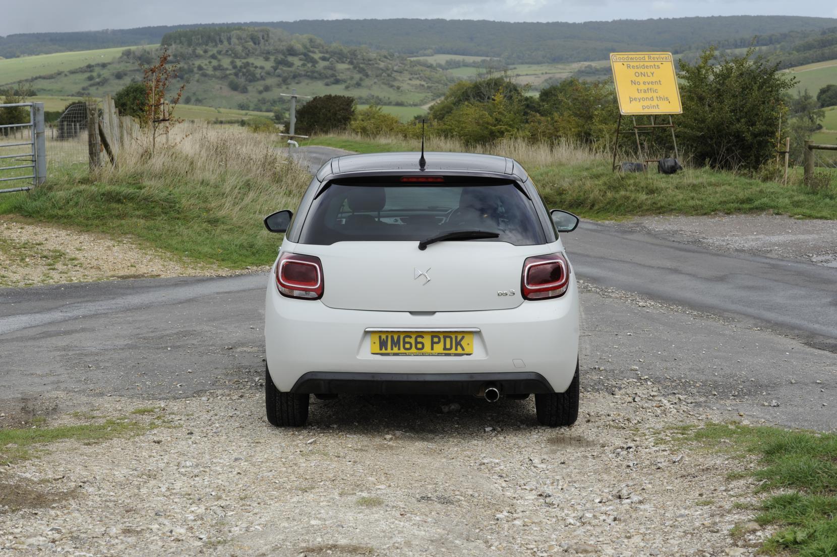 DS AUTOMOBILES DS 3 1.2 PureTech Givenchy Le Makeup Hatchback 3dr Petrol Manual Euro 6 (s/s) (110 ps)