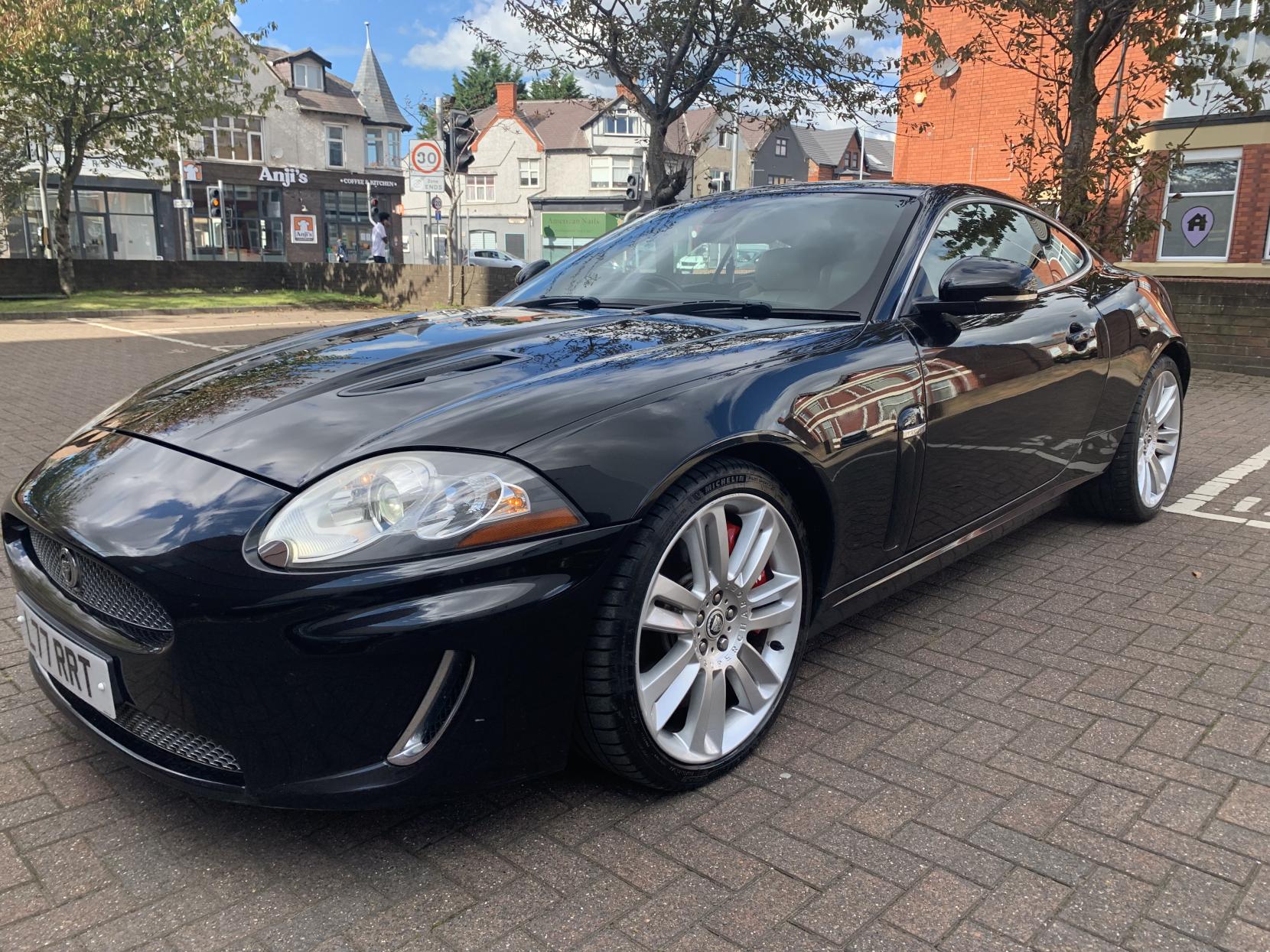 2010 Jaguar XKR V8 Coupe
